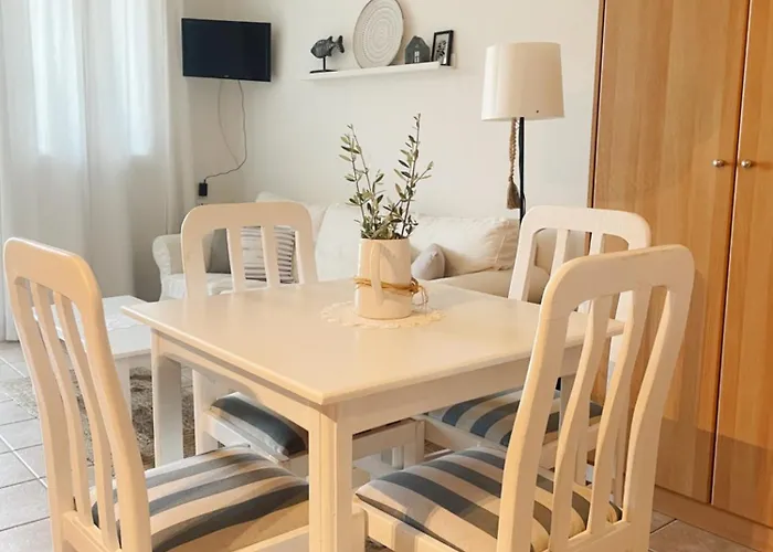 Apartament Elenia *