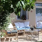 Elenia Апартаменты