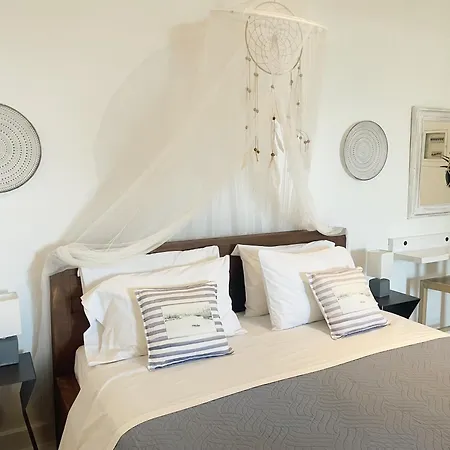 Elenia Apartment