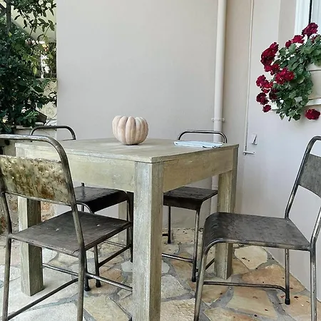 דירה Elenia Tsoukaládhes